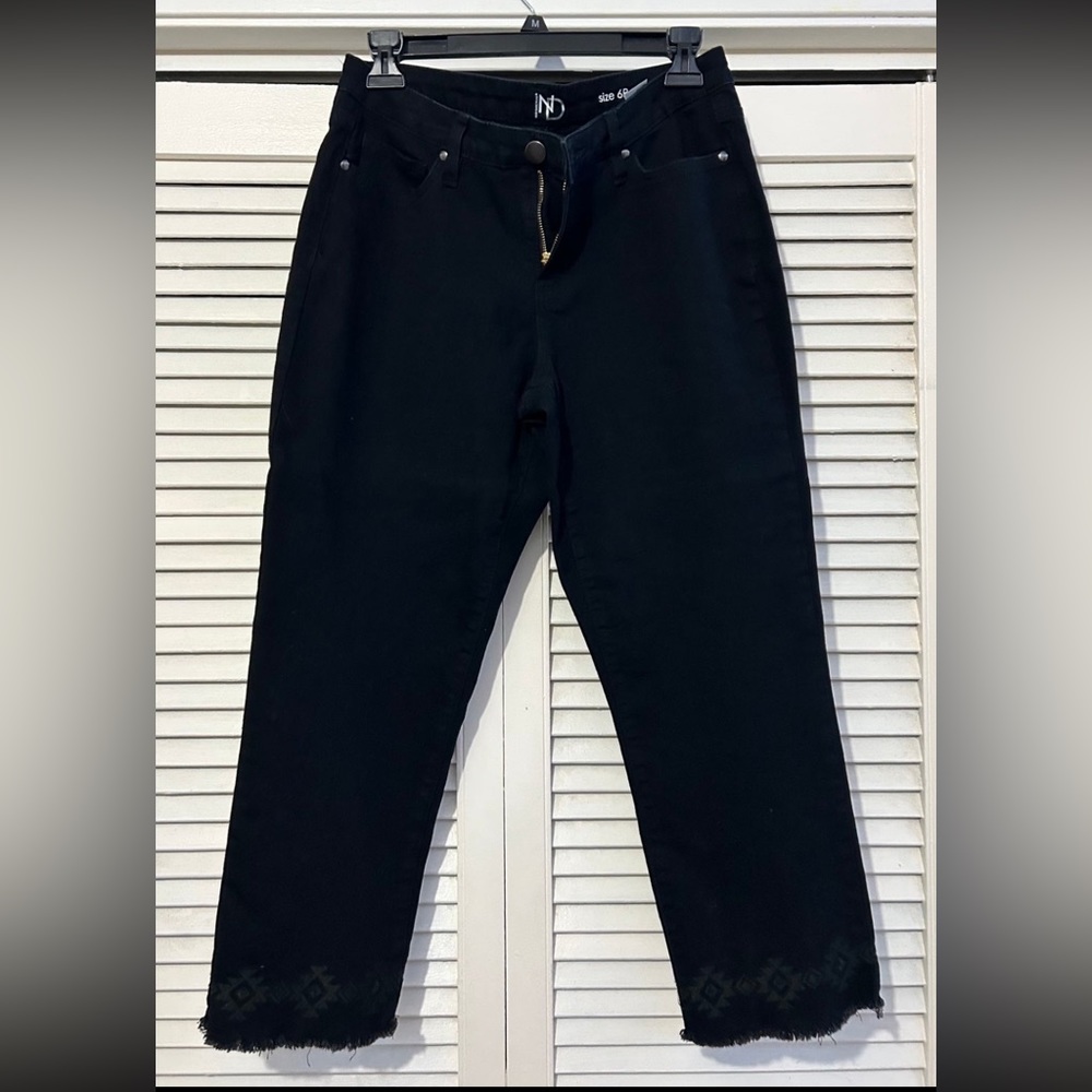 New Directions capri pants
